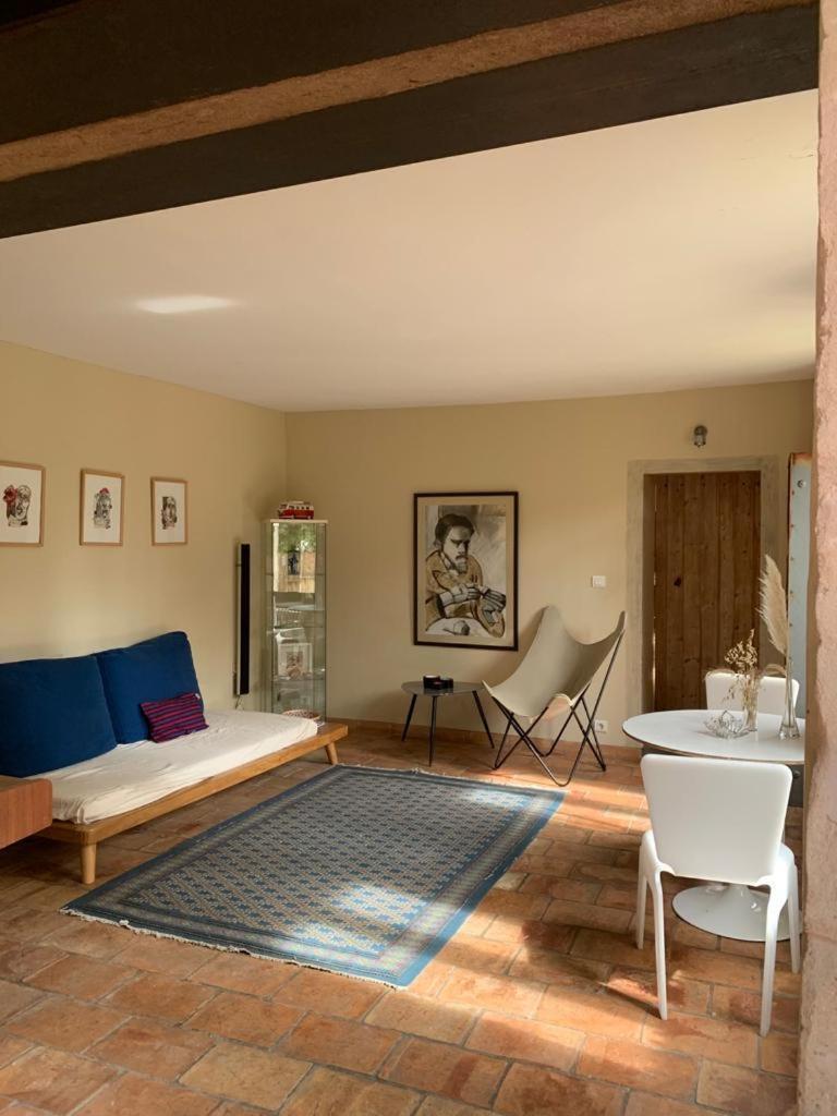 Bed and Breakfast Mas Carita Cabannes Zewnętrze zdjęcie